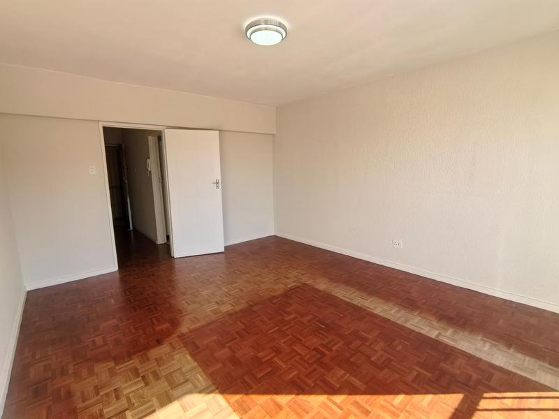 To Let 3 Bedroom Property for Rent in Tamboerskloof Western Cape